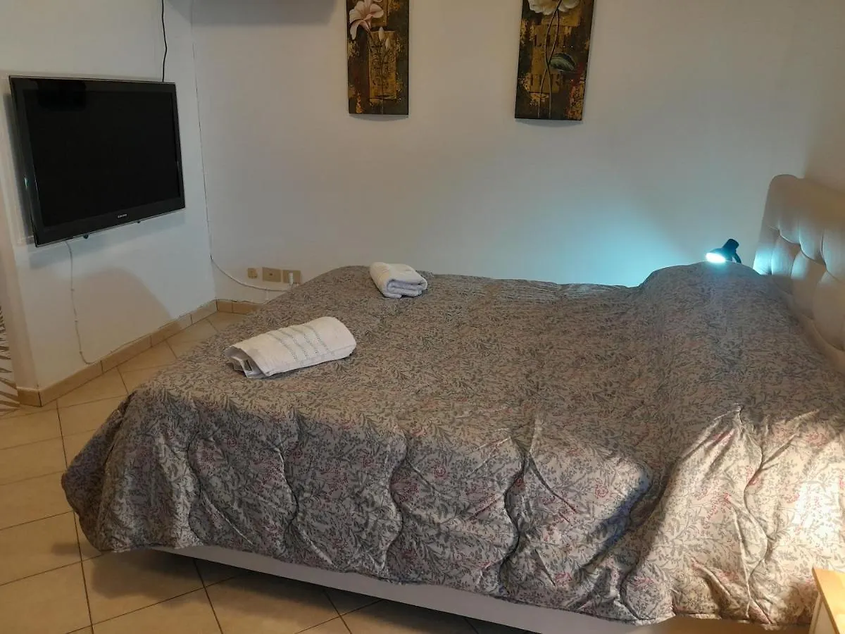 شقة Sotto Il Castello كاريني 0*,
