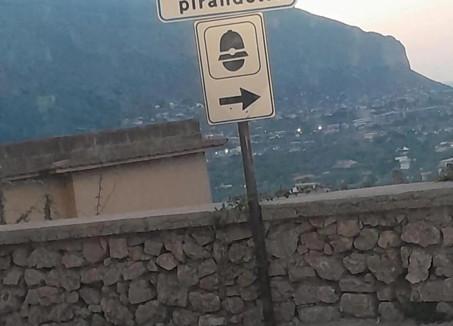 شقة Sotto Il Castello كاريني