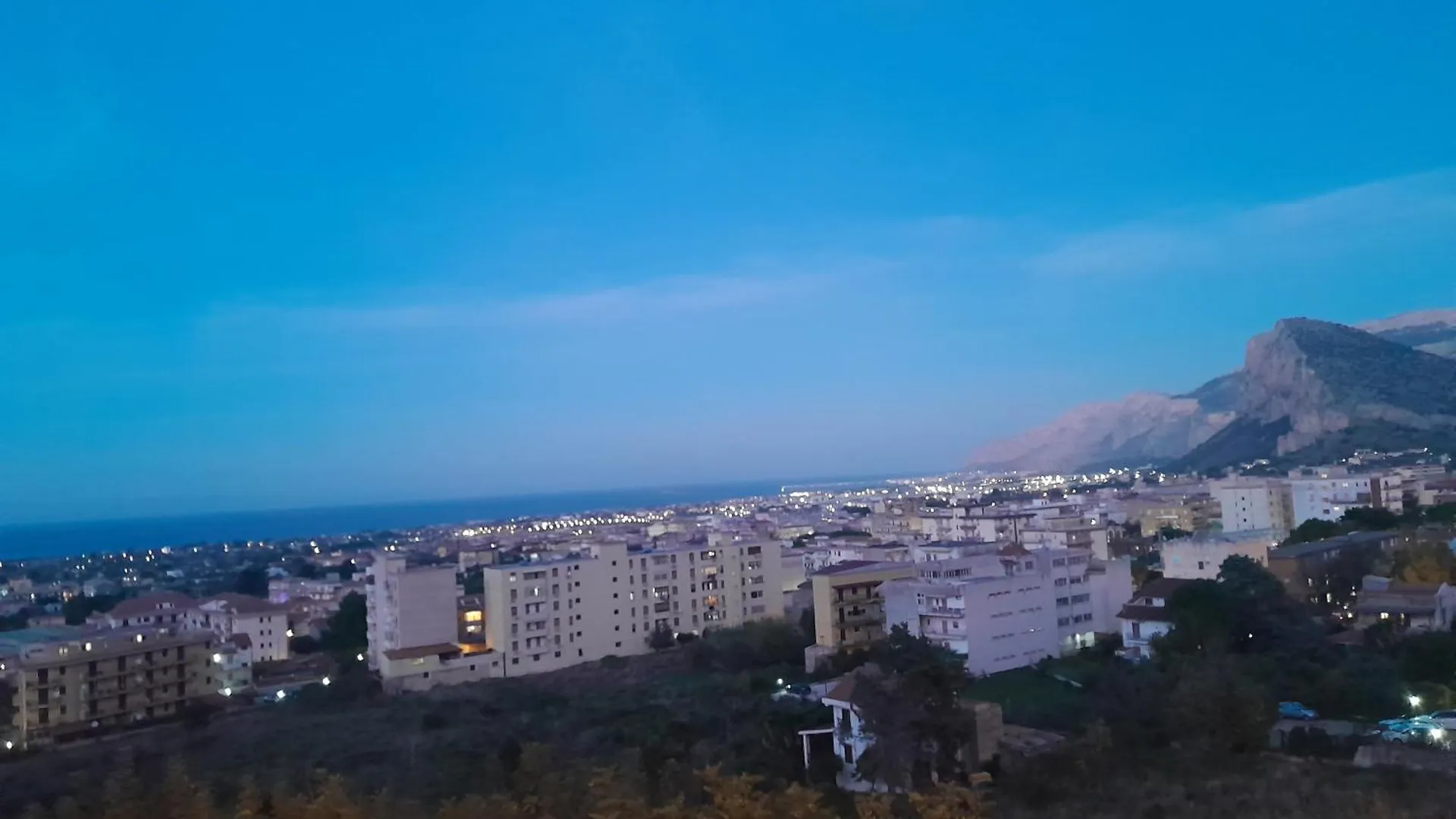 شقة Sotto Il Castello كاريني 0*,  إيطاليا